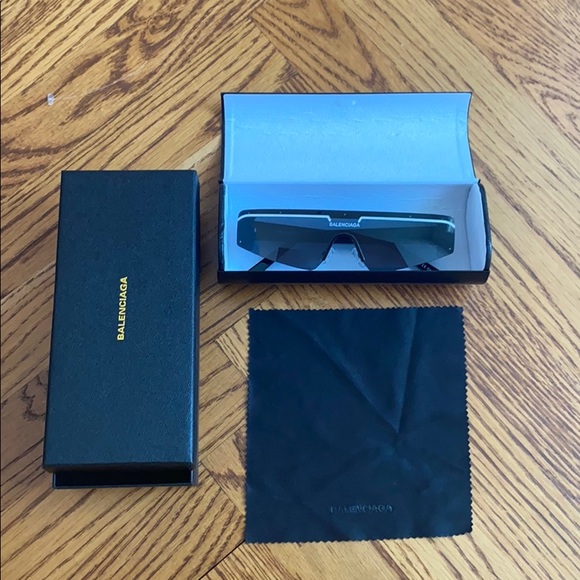 Belenciaga sunnies